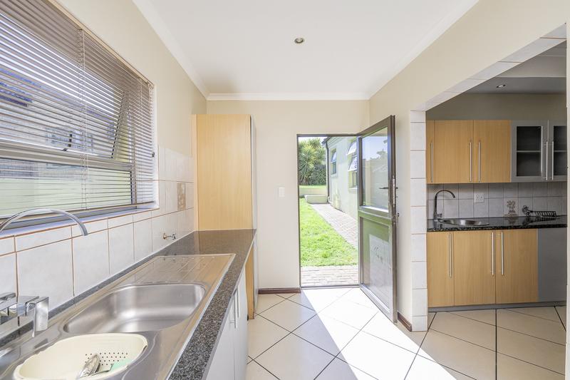 To Let 6 Bedroom Property for Rent in Kleinbron Estate Western Cape